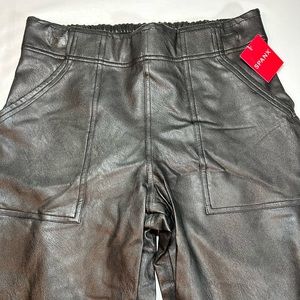 Spanx Leather Like Joggers Brand New with Tags Size Womens Medium 20283R